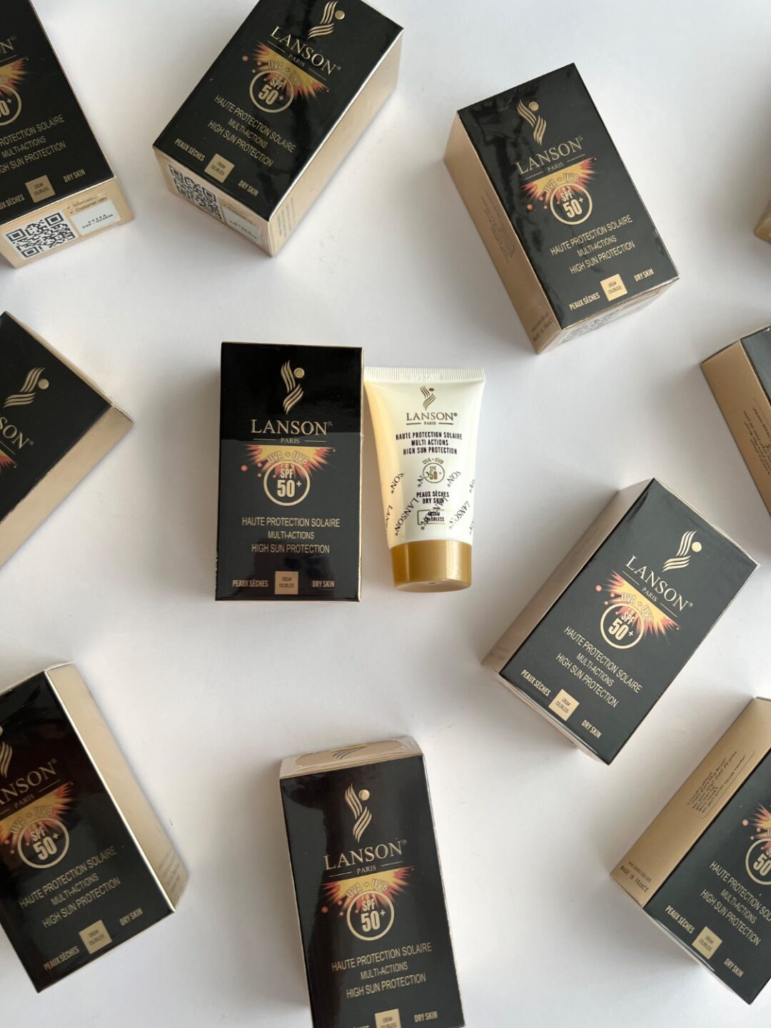 ضد آفتاب بی رنگ لانسون spf50 - Image 1